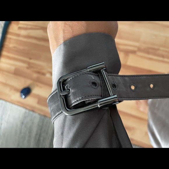 Burberry Trenchcoat - Picture 6 of 6